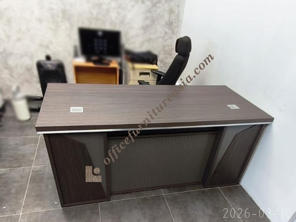 office-furniture-asia-delivery7